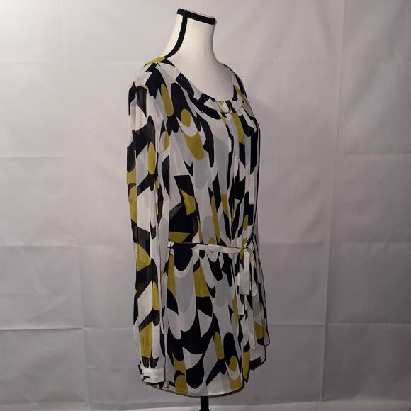 Chadwicks Abstract Print Tunic Blouse women’s Size 16 - Picture 3 of 7